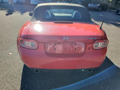2011 Mazda MX-5 Miata Sport