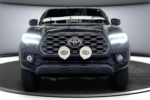 Cement 2020 Toyota Tacoma TRD Off Road