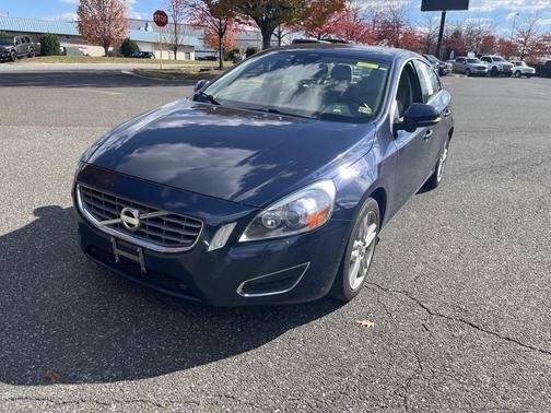 2013 Volvo S60 T5 Platinum