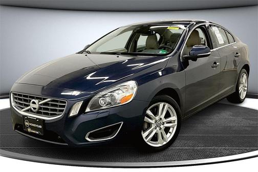 2013 Volvo S60 T5 Platinum