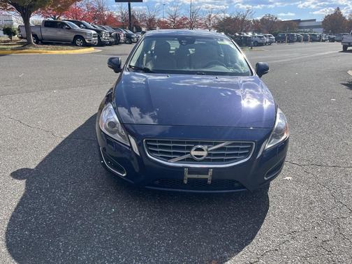 2013 Volvo S60 T5 Platinum