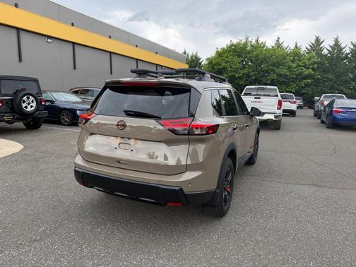 Baja Storm Metallic 2025 Nissan Rogue Rock Creek
