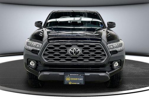 Midnight Black Metallic 2022 Toyota Tacoma TRD Pro