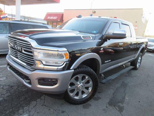 2020 RAM 2500 Laramie Mega Cab 4x4 6'4' Box