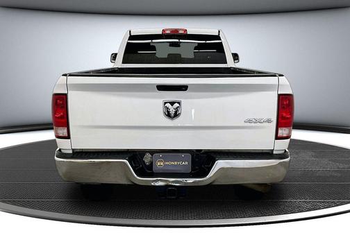 Bright White Clearcoat 2018 RAM 2500 Tradesman Crew Cab 4x4 8' Box