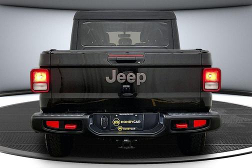 Black Clearcoat 2021 Jeep Gladiator Rubicon