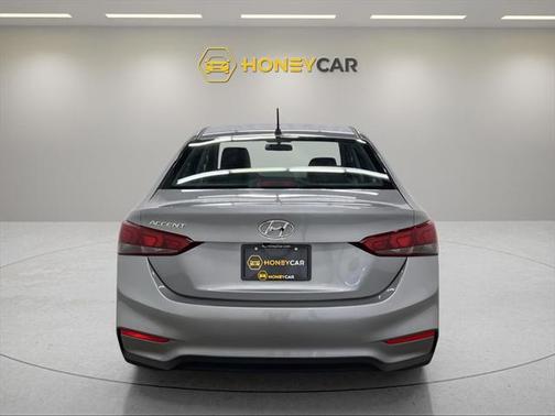 2021 Hyundai Accent SE