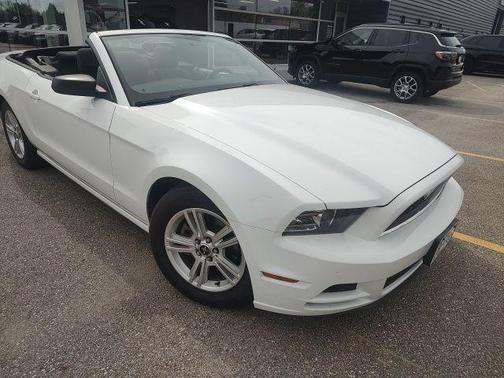 2014 Ford Mustang V6