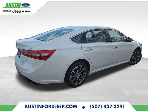 2018 Toyota Avalon XLE Plus