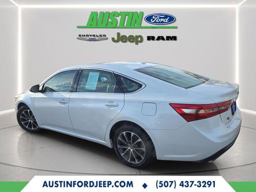 2018 Toyota Avalon XLE Plus