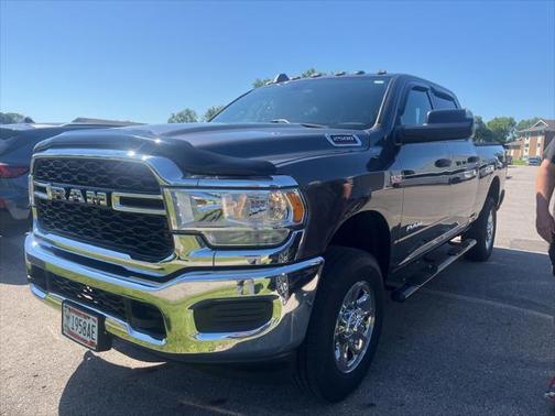 2021 RAM 2500 Tradesman Crew Cab 4x4 6'4' Box