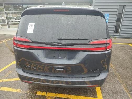 2021 Chrysler Pacifica Limited