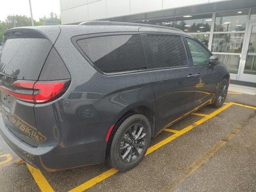 2021 Chrysler Pacifica Limited