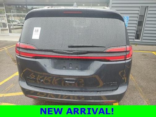 2021 Chrysler Pacifica Limited
