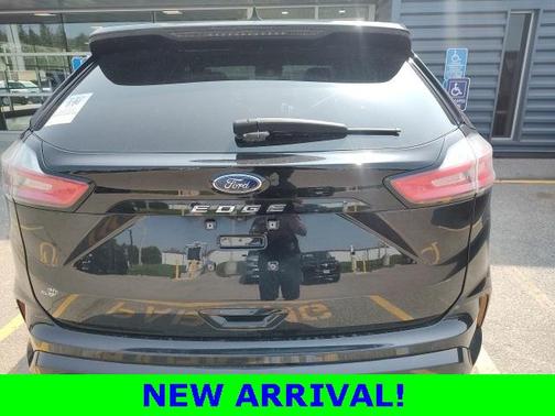 2021 Ford Edge ST Line