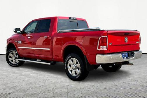 2018 RAM 2500 Laramie Crew Cab 4x4 6'4' Box