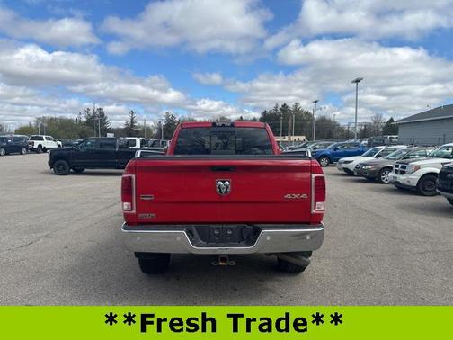 2018 RAM 2500 Laramie Crew Cab 4x4 6'4' Box
