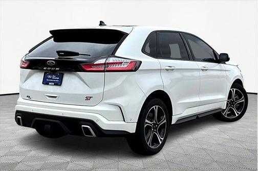 2022 Ford Edge ST
