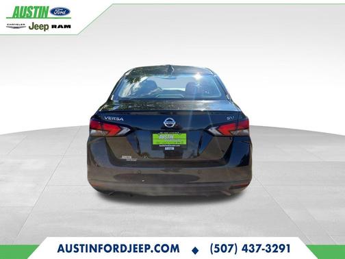 2021 Nissan Versa 1.6 SV