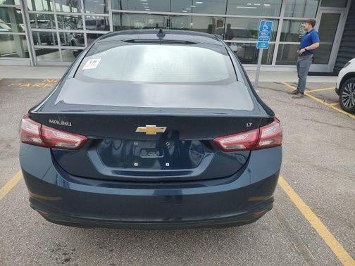 2020 Chevrolet Malibu FWD LT