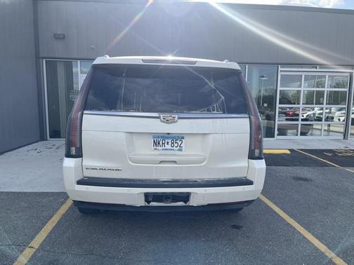 2015 Cadillac Escalade Luxury