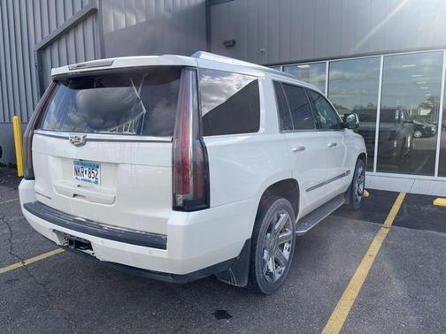 2015 Cadillac Escalade Luxury