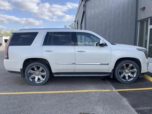 2015 Cadillac Escalade Luxury