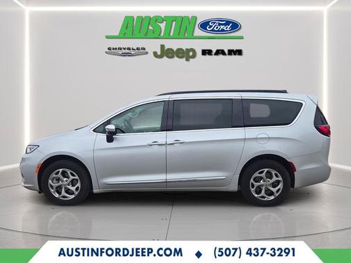 2023 Chrysler Pacifica Limited