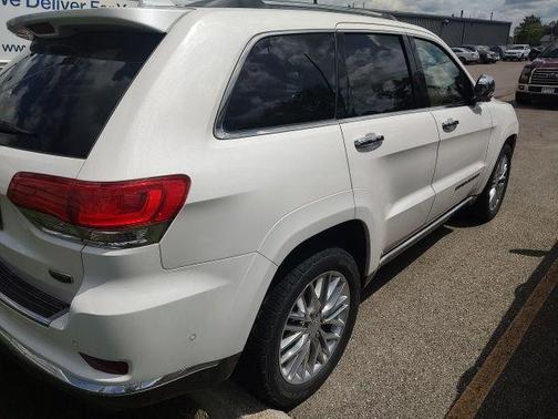 2018 Jeep Grand Cherokee Summit