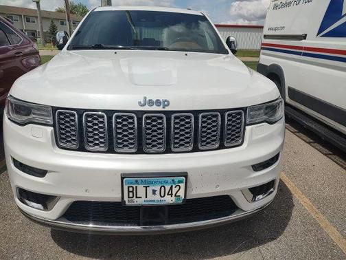 2018 Jeep Grand Cherokee Summit