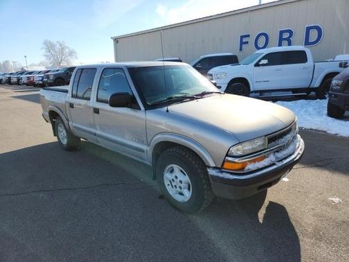Photo 5 of 5 of 2001 Chevrolet S-10 LS