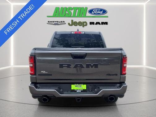 Granite Crystal Metallic Clearcoat 2025 RAM 1500 Big Horn/Lone Star