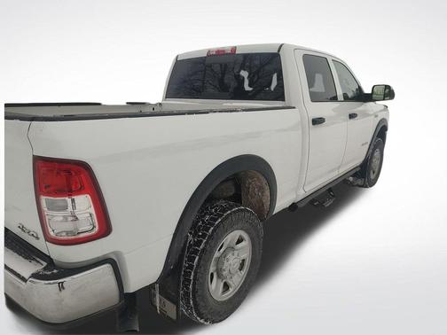 2020 RAM 2500 Tradesman Crew Cab 4X4 6'4' Box