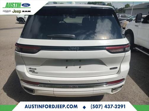 2022 Jeep Grand Cherokee Overland