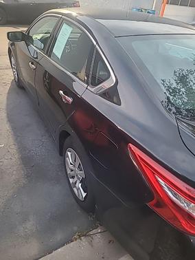 Super Black Clearcoat 2016 Nissan Altima 2.5 S