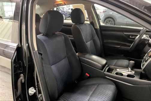 Super Black 2016 Nissan Altima 2.5 S