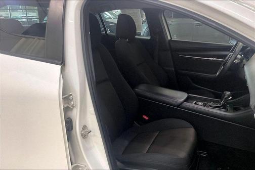 Snowflake White Pearl Mica 2021 Mazda Mazda3 FWD