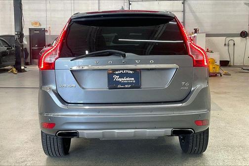 Osmium Grey Metallic 2017 Volvo XC60 T6 Inscription