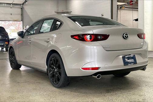 Platinum Quartz Metallic 2026 Mazda Mazda3 2.5 S Select Sport