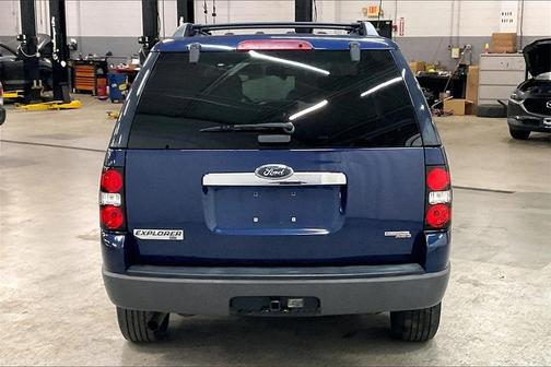 2006 Ford Explorer XLT