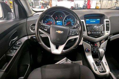 Tungsten Metallic 2014 Chevrolet Cruze 1LT