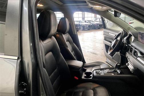 2023 Mazda CX-5 2.5 S Preferred Package