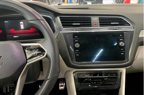 2022 Volkswagen Tiguan 2.0T SE R-Line Black 4MOTION