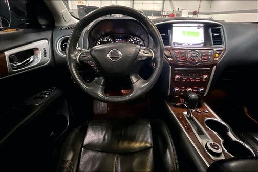 2018 Nissan Pathfinder Platinum