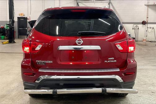 2018 Nissan Pathfinder Platinum