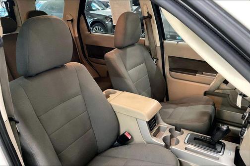 2009 Ford Escape XLT