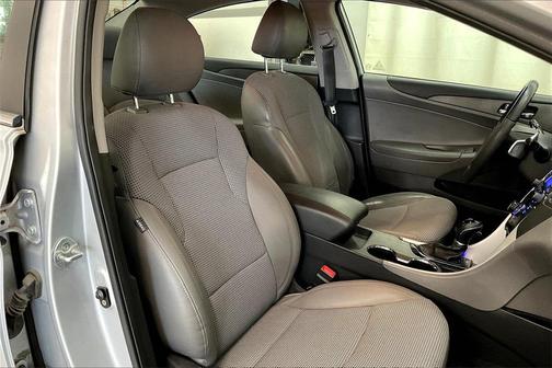 2011 Hyundai SONATA SE