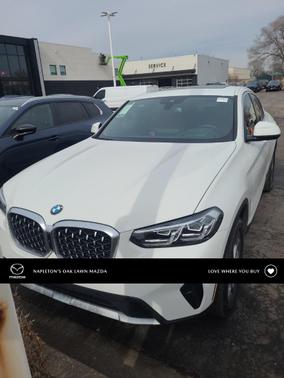 2024 BMW X4 xDrive30i