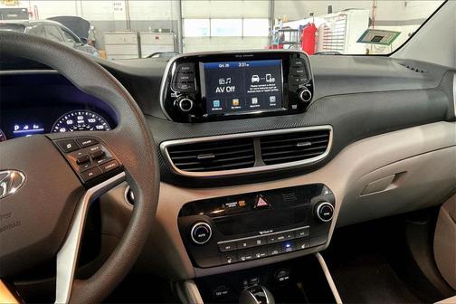 2019 Hyundai TUCSON SE