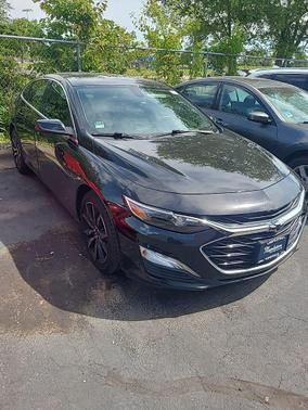 Mosaic Black Metallic 2021 Chevrolet Malibu FWD RS